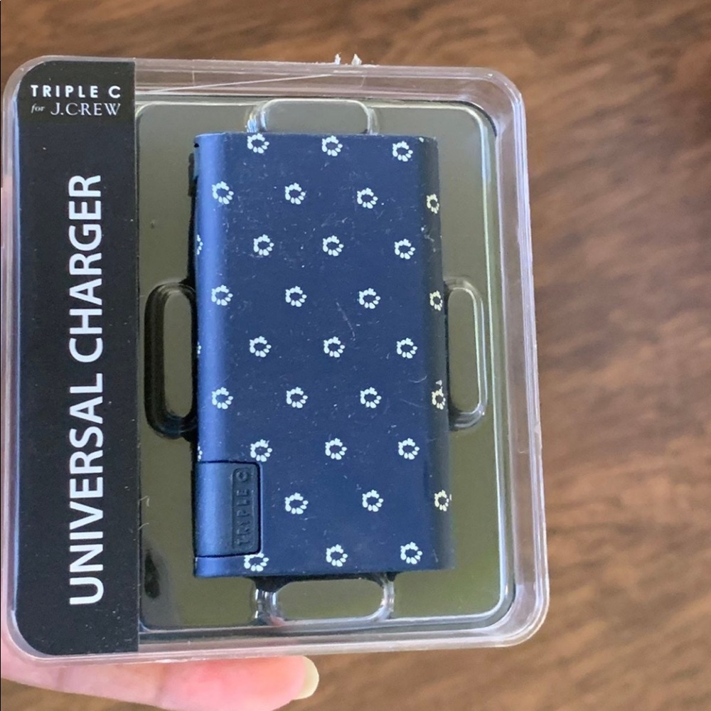 J.crew cellphon and laptop battery charger